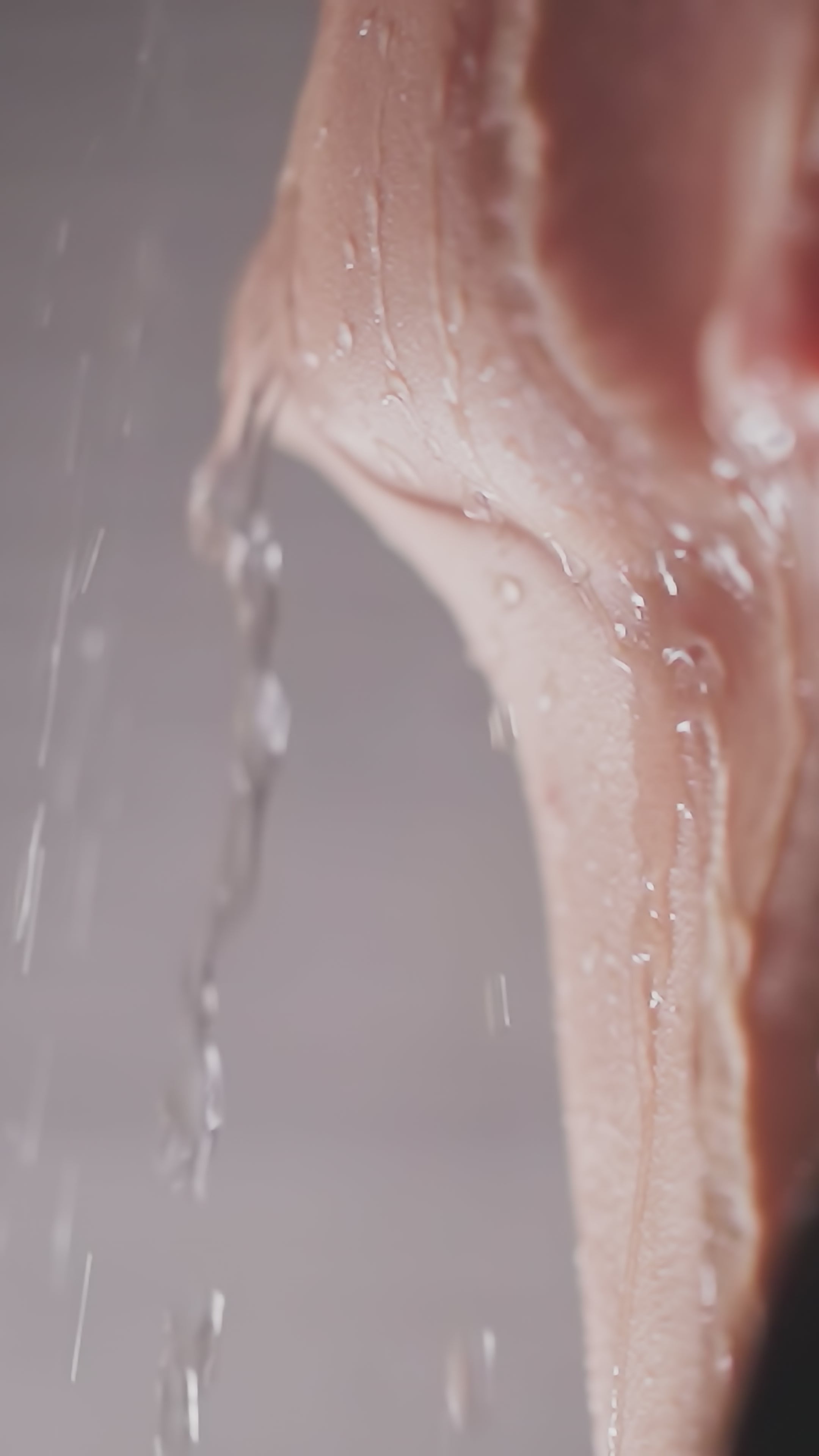 Load video: Hand &amp; Body - Uplifting Wash (Grapefruit)